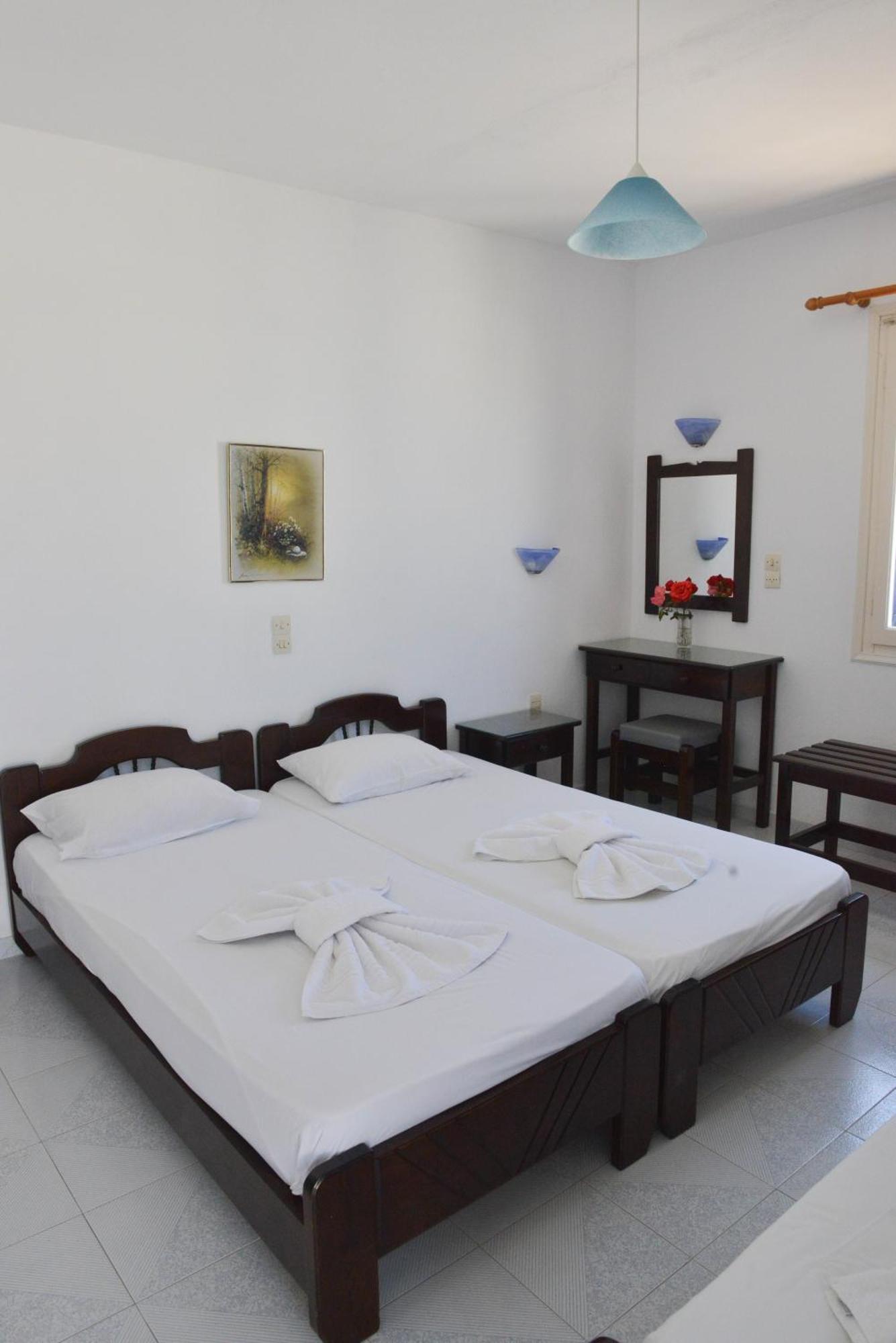 Plaza Studios Agia Anna  Esterno foto