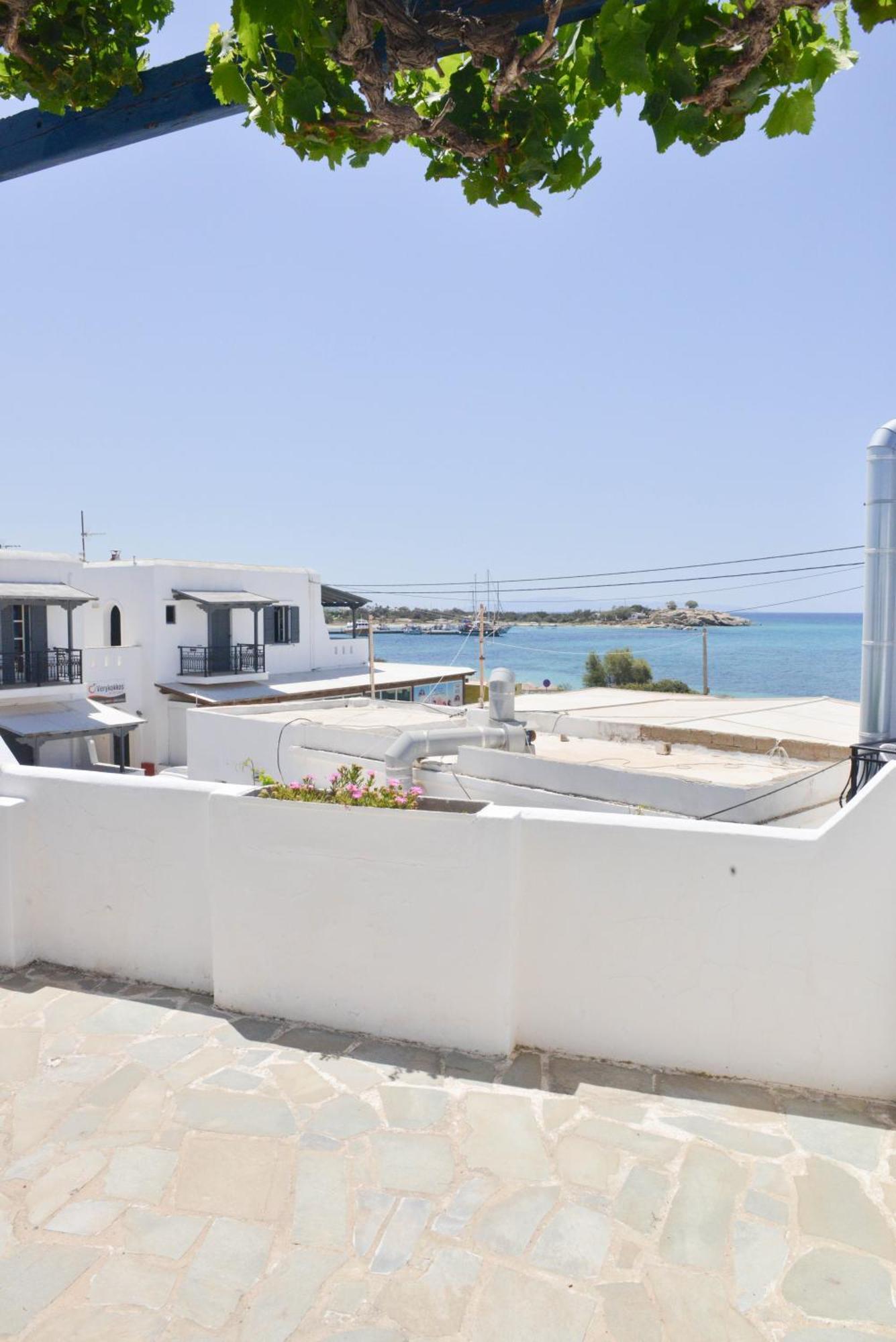 Plaza Studios Agia Anna  Esterno foto